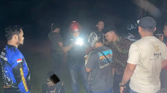 Kapolresta Padang Subuh Keliling Sambangi Masjid Raya Ampang, Ajak Warga Perkuat Kamtibmas.