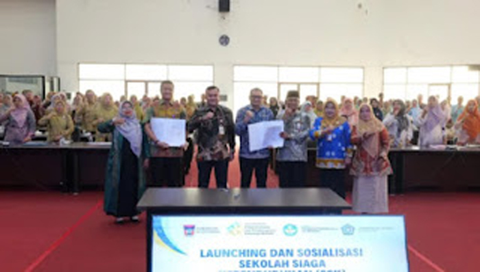 Kegiatan launching dan sosialisasi Sekolah Siaga Kependudukan (SSK).