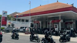 Masyarakat diimbau untuk tidak menimbun atau menyalahgunakan bahan bakar minyak (BBM) bersubsidi.