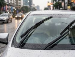 Kenapa Wiper Mobil Bergerak Sendiri?