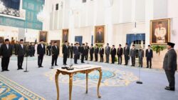 Presiden RI Prabowo Subianto melantik empat wakil menteri negara Kabinet Merah Putih dalam sisa masa jabatan periode tahun 2024–2029 di Istana Negara, Jakarta, Kamis (15/10/2026).