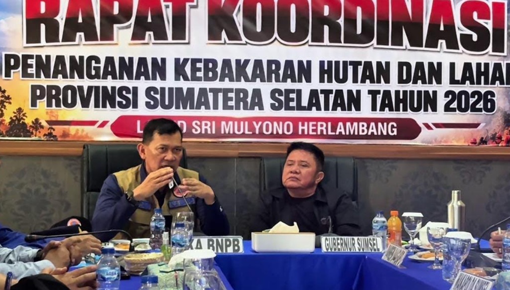 Kepala BNPB Kristomei Sianturi menekankan evaluasi efektivitas personel, alutsista, dan teknologi pemadaman dalam penanganan karhutla Sumsel.
