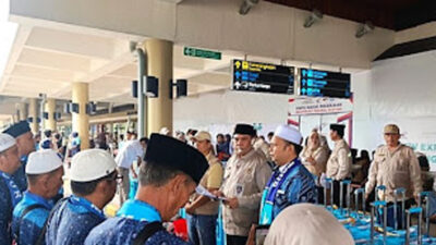 Kakanwil Kemenhaj Sumbar, M. Rifki dan jajarannya Sidak pemberangkatan jamaah umrah ke BIM