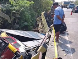 Truk Oleng, Tabrakan di Jembatan Ngawi