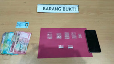 Barang bukti sabu.