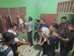 Polres Pasbar dan BNNK Gerebek Rumah Diduga Lokasi Peredaran Sabu-Sabu di Kinali, Dua Pria Diamankan
